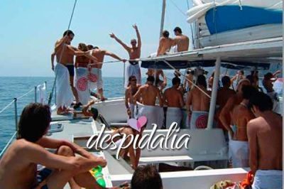 Boat party à Barcelone pour EVJF ou EVG