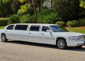 Location de limousine Lincoln à Barcelone pour les EVG et EVJF