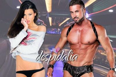 stripteaseur ou stripteaseuse en limousine