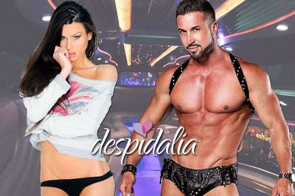 stripteaseur ou stripteaseuse en limousine