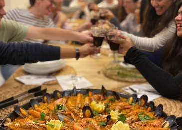 Cours de cuisine de paella à Barcelone pour EVJF ou EVG